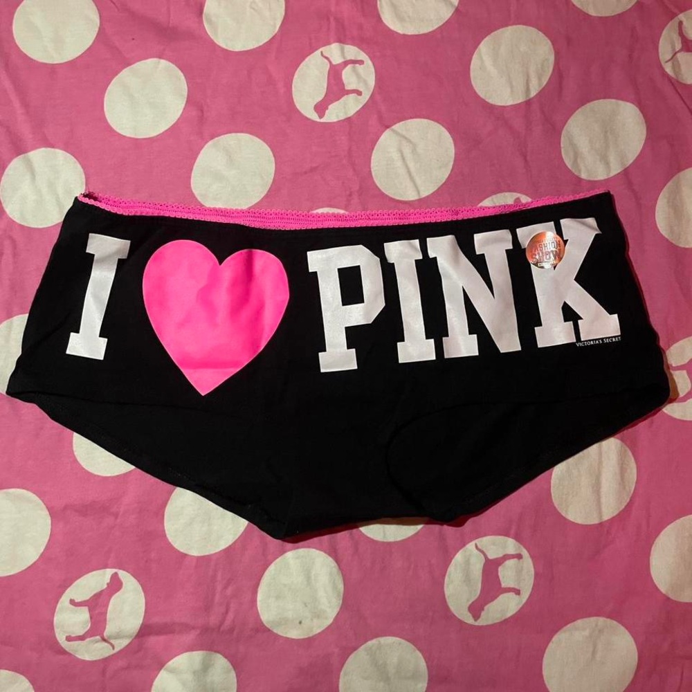 Vintage 08 VS PINK Extra Low rise Boy Shorts • Fashion show Exclusive • SIZE - L